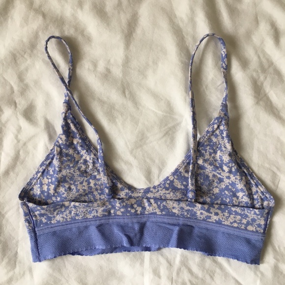 Lululemon Ever Essentials Bralette (Straight Back) - Picture 4 of 4